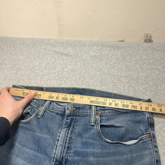 Levis Jeans Mens 36x30 Blue 559 Relaxed Straight Cotton Blend Denim (Meas 36x29) - Picture 3 of 9